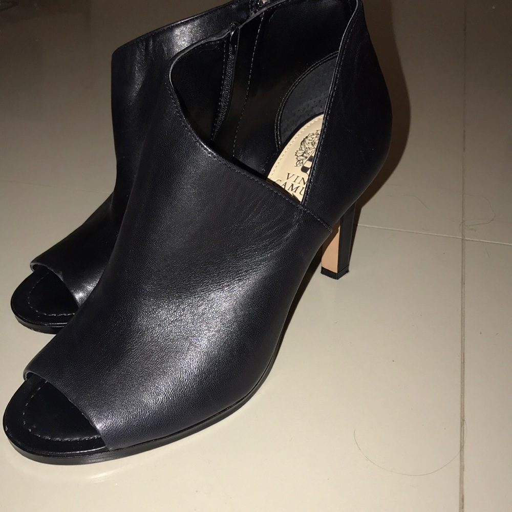 Vince camputo heels